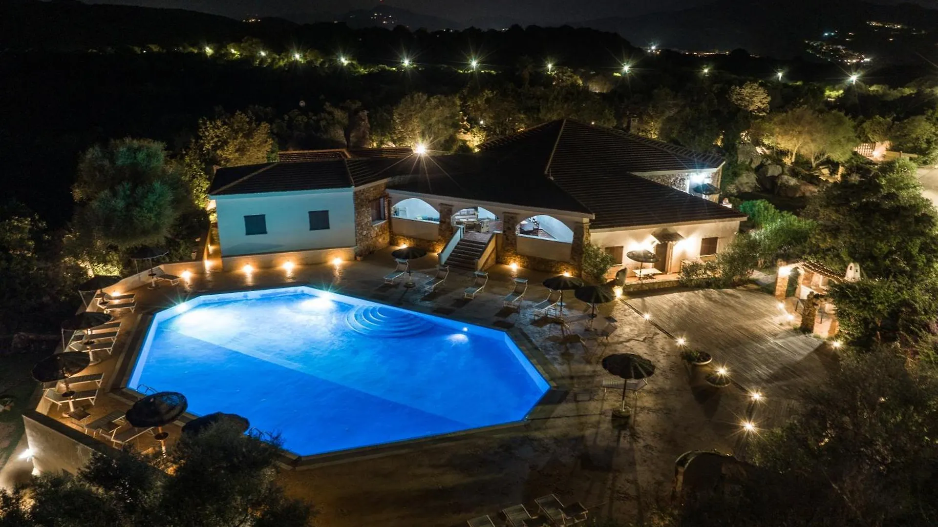 Chic Villa Antonina One Bedroom No2175 Marinella  Marinella (Sardinia)